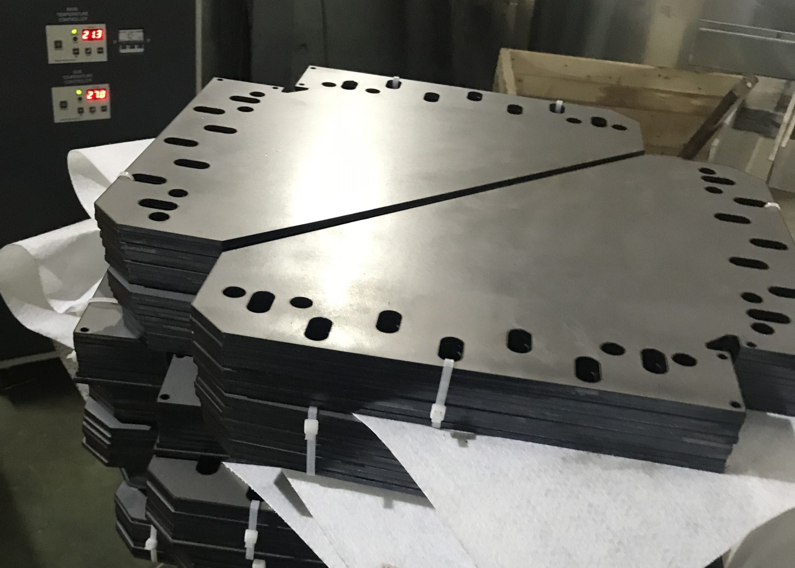 Cắt laser CNC kim loại tấm chính xác cao theo yêu cầu