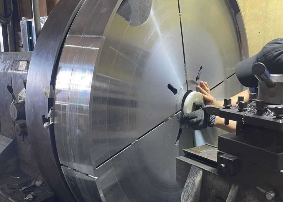 Gia Công Tiện Đường Kính Lớn