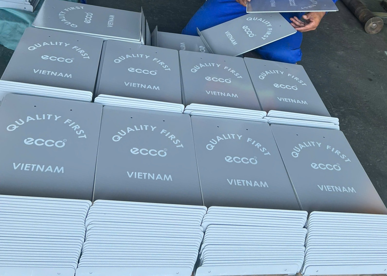 Gia Công Sản Phẩm OEM