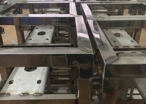 Gia công bệ máy